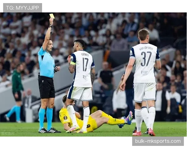 拉什福德状态火热闪耀进攻端,助球队斩获关键胜利 拉什福德状态火热闪耀进攻端,助球队斩获关键胜利